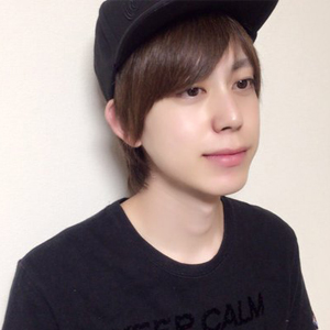 スロミック・エイキ